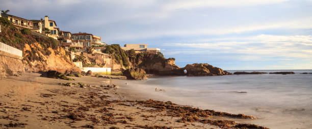istock Pearl Street Beach in Laguna Beach 871868128