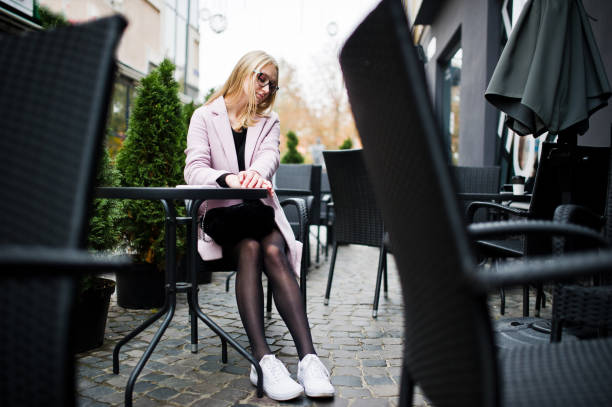 istock Blonde girl at glasses 871998622