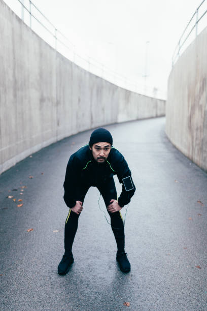 istock Portrait of Japanese runner 872037358