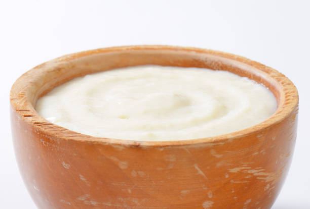 istock bowl of semolina pudding 872068628