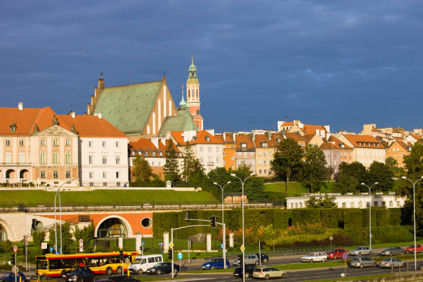istock Old Town Skyline of Warsaw 872100398
