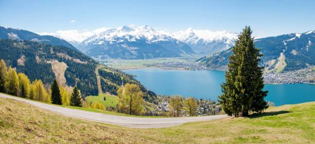 istock panorama view over Zell am See 872128800