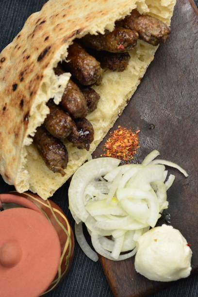 istock Kebab with Onions and Bun 872173852