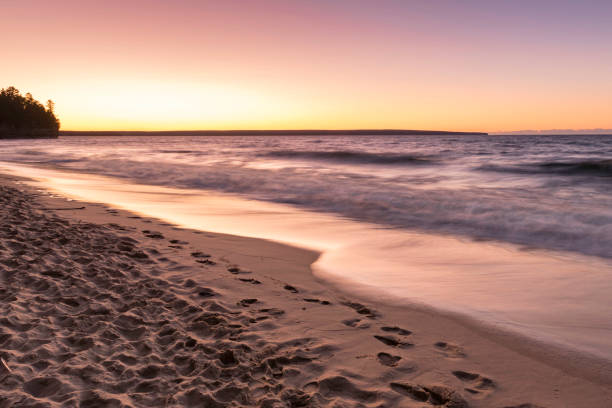istock Pictured Rocks National Lakeshore 872228976