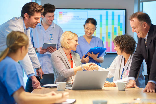 istock medical sales agreement 872238434