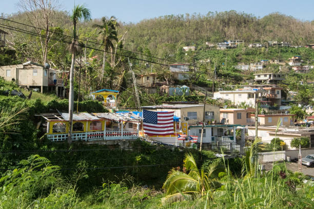 hurrikan schäden - hurricane caribbean house storm stock-fotos und bilder