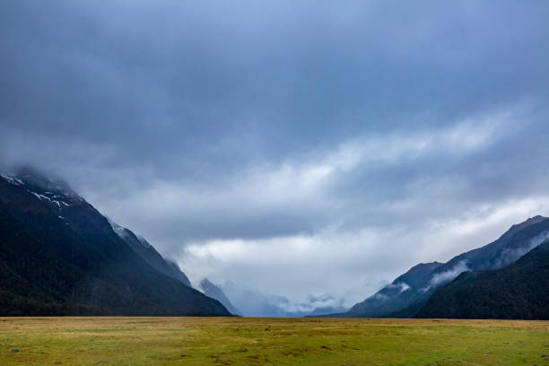 istock Milford Sound Mountains 872343078