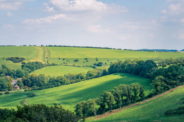 istock English Countryside Vista 872345612