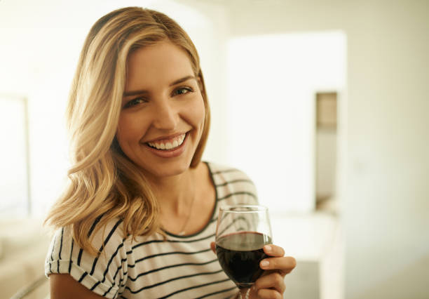 istock Some wine to start the weekend 872395316