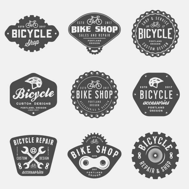 빈티지 자전거가 게 및 복구 배지와 레이블 설정 - bicycle chain chain gear bicycle stock illustrations