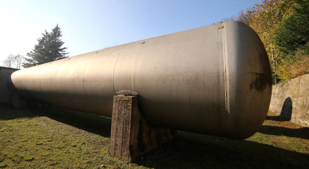 istock Huge gas storage tanks in an industrial area. 872417424