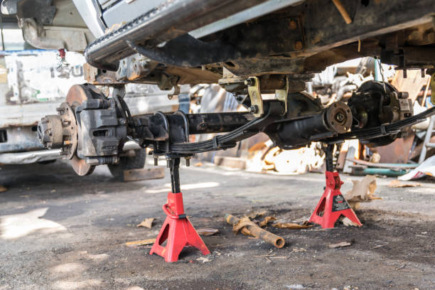istock Old and rusty car's suspension 872418394