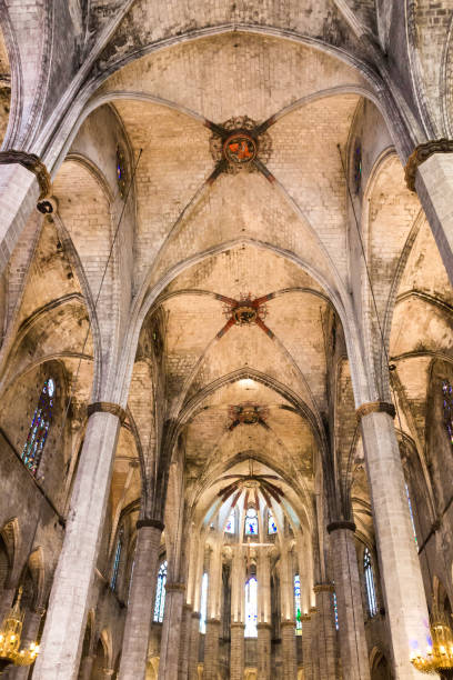 istock Basilica of Santa Maria del Mar - Interior 872531316