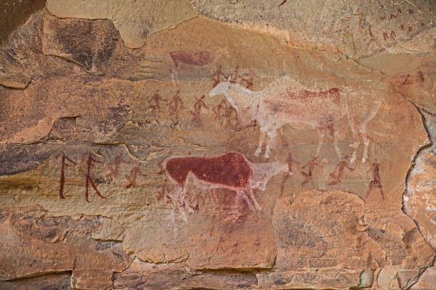 바위 예술 3 - cave painting rock africa bushmen 뉴스 사진 이미지