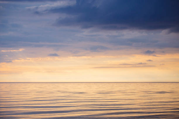 istock Peaceful sunset at sea 872564938
