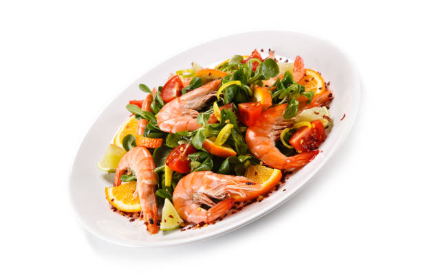 istock Shrimps with rice noodles and vegetables 872621968