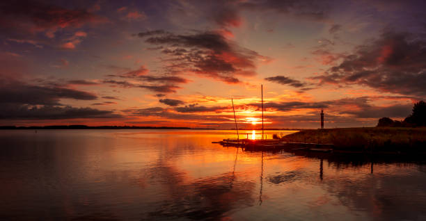 istock Sunrise over the lake 872634920