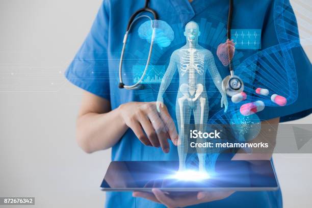 Foto de Conceito De Tecnologia Médica Registro Médico Eletrônico e mais fotos de stock de Saúde e Medicina