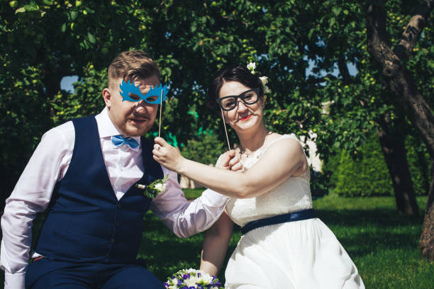 istock Wedding Couple Bride and Groom in the Park 872698492