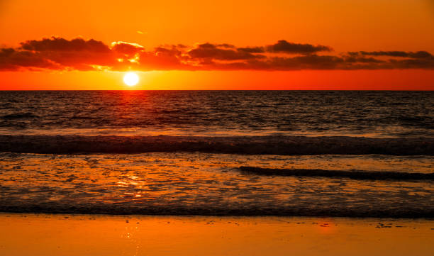 istock Sunset at San Diego Beach, autumn 872718254