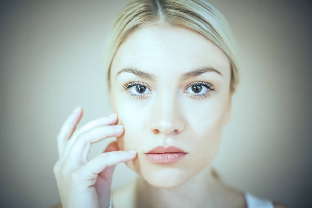 istock Face of beauty woman. Space for copy. 872757530