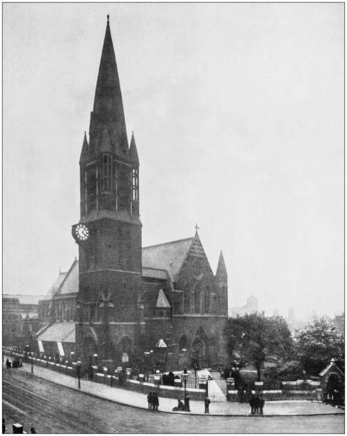 istock Antique photograph of London: Whitechapel Road 872845898