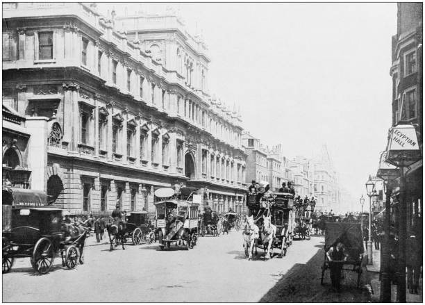 istock Antique photograph of London: Piccadilly 872896034