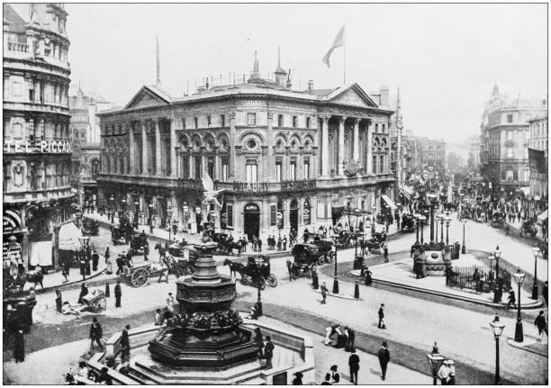 Antique photograph of London: Piccadilly Circus