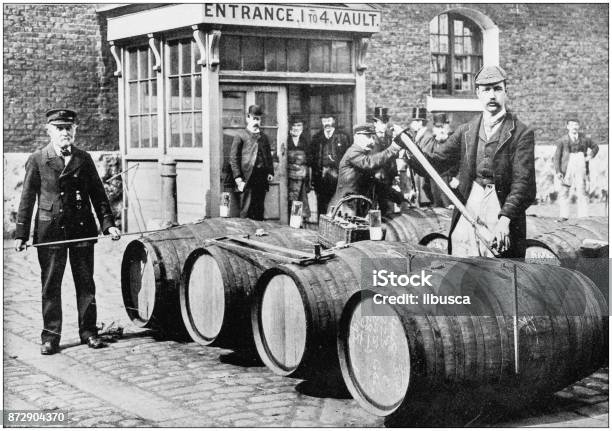 Antique Photograph Of London London Docks Stock Illustration - Download Image Now - Commercial Dock, Dock Worker, England