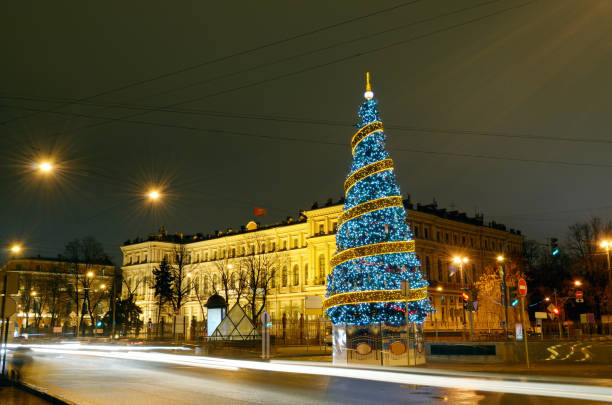 istock Christmas tree in the town square. 872939418