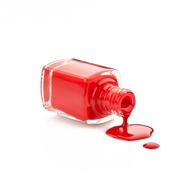 esmalte vermelho - nail polish isolated cosmetics bottle - fotografias e filmes do acervo