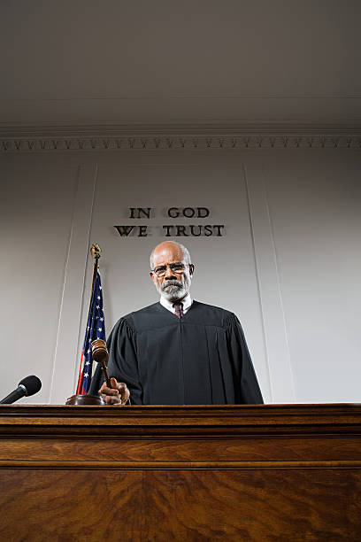 portret sędziego - judge gavel law justice zdjęcia i obrazy z banku zdjęć