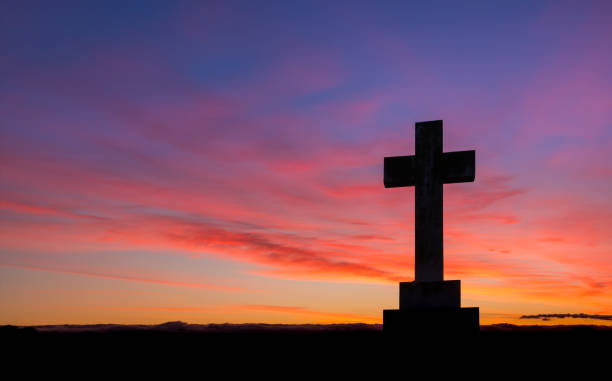 istock Cross Of Dawn Sky 873087886
