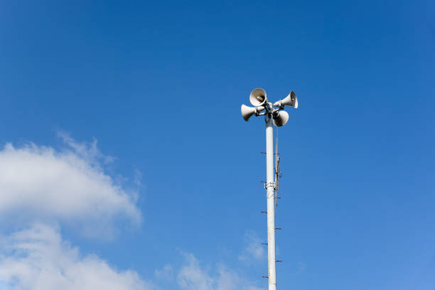 istock Disaster prevention radio 873119298
