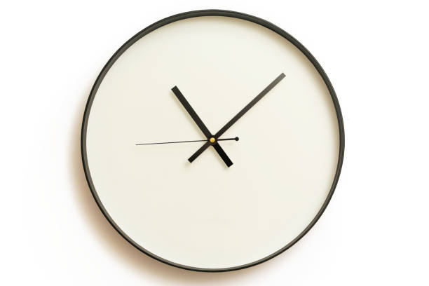 classic design wall clock - single object fotos imagens e fotografias de stock