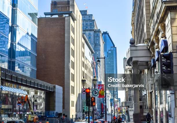 People Walking In Montreal Downtown Stock Photo - Download Image Now - Montréal, Downtown District, Shopping