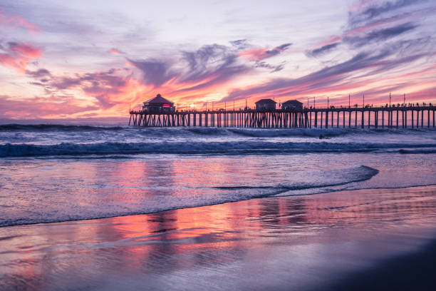 istock Gorgeous Huntington Beach Sunset 873371544