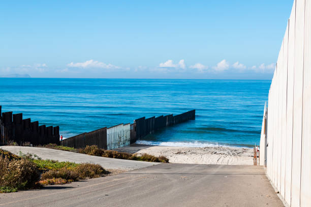 istock Inner and Outer Border Walls in San Diego, Ending in Pacific Ocean 873381916