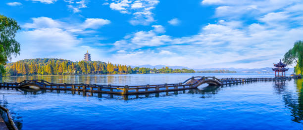 istock Hangzhou West Lake pagoda scenic 873395580