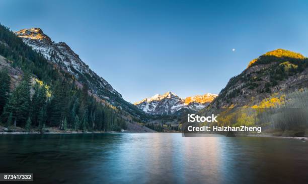 Autumn Colors At Maroon Bells And Lake Stock Photo - Download Image Now - Colorado, Maroon Bells, Mountain
