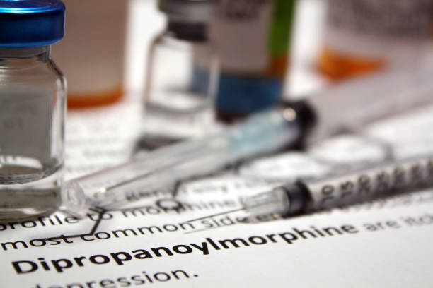 istock Dipropanoylmorphine pain medication 873438912