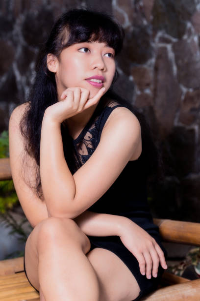 istock Asian young girl 873499072