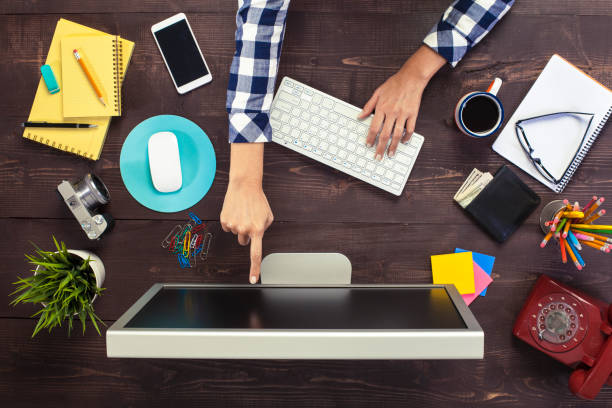 istock Business person working at office desk 873519376
