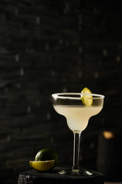 istock Classic lime margarita cocktail 873802570
