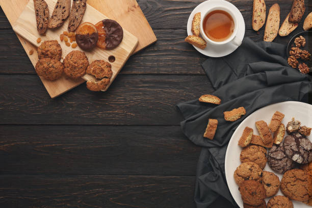 istock Oatmeals cookies and biscotti for warm winter evening 873828632
