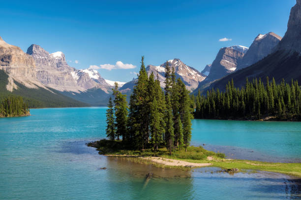 istock Spirit Island in Maligne Lake 873882144