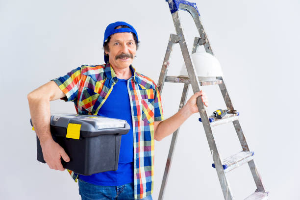 istock Guy with repair rools 873941184