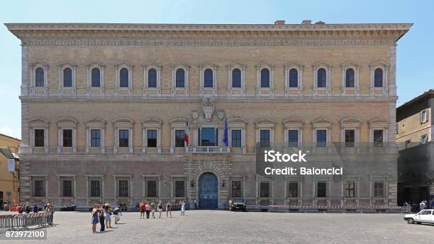 Französische Botschaft In Rom Stockfoto und mehr Bilder von Palazzo Farnese - Rom - Palazzo Farnese - Rom, Rom - Italien, Außenaufnahme von Gebäuden