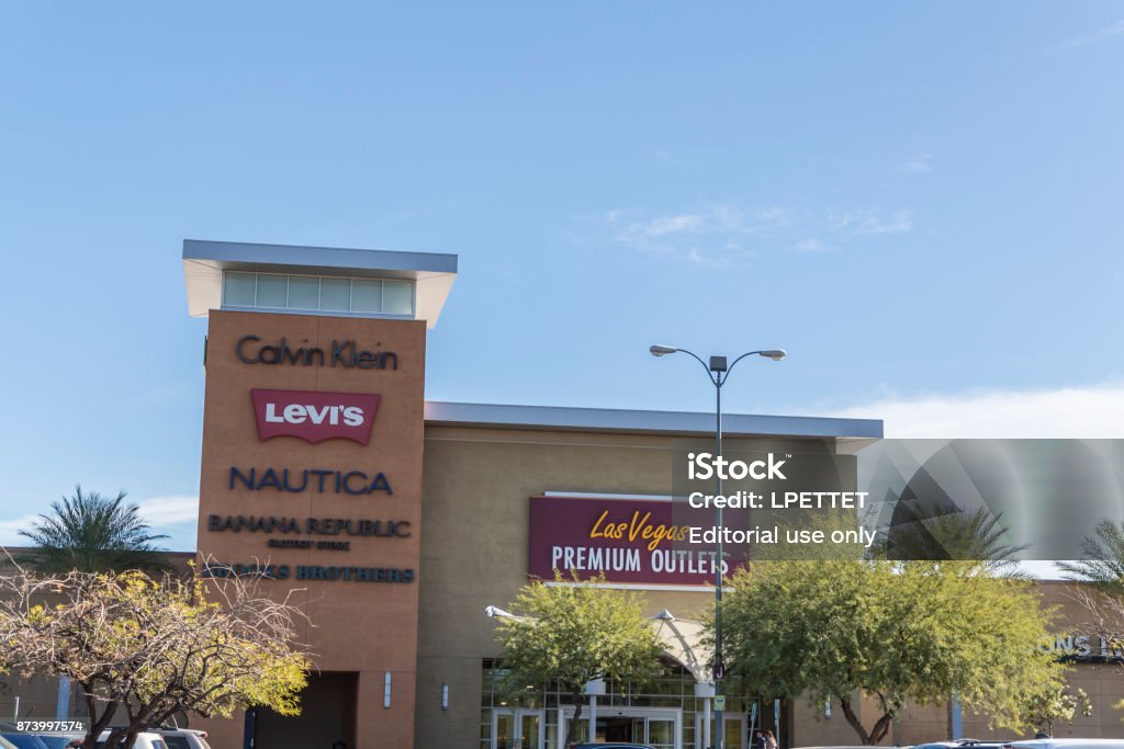 Las Vegas Premium Outlets Stock Photo - Download Image Now - Business  Finance and Industry, Horizontal, Las Vegas - iStock