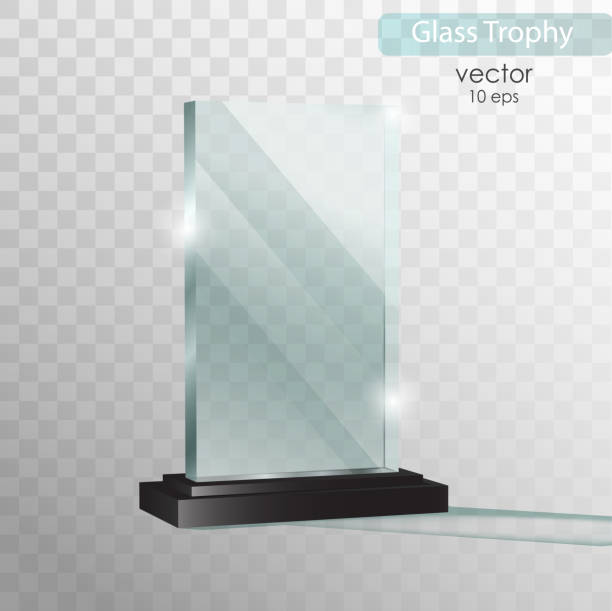 glasplatte. glas-trophäe ausgezeichnet. vektor-illustration isoliert auf transparentem hintergrund. realistische 3d design. realistische vektor transparentes objekt 10 eps. - glasplatte stock-grafiken, -clipart, -cartoons und -symbole